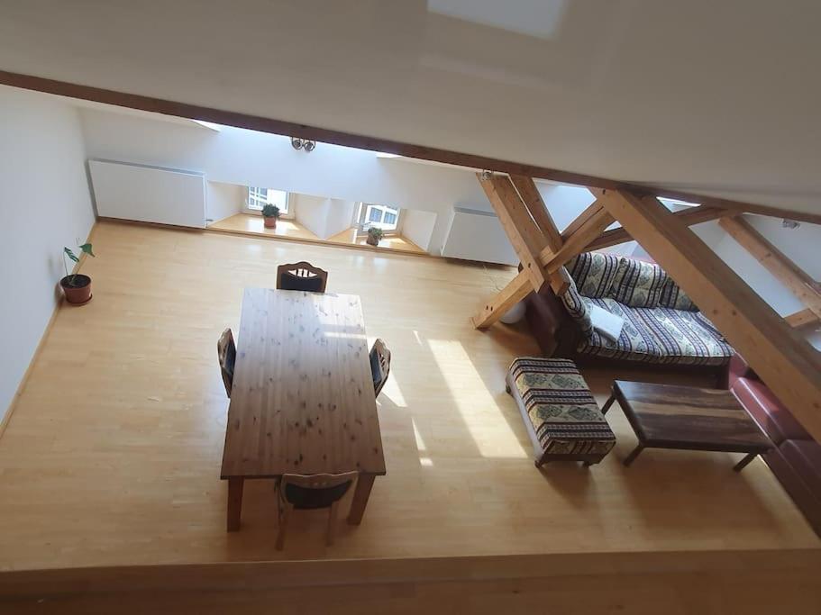 Apartment Loft Maiselova Prag